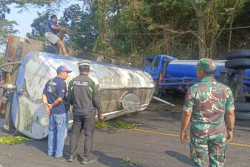 Truk Tangki dan Motor Tabrakan di Malang, Pengendara Tewas di Lokasi