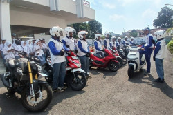 Astra Motor Yogyakarta Berikan Tips Menjaga Jarak Aman Berkendara