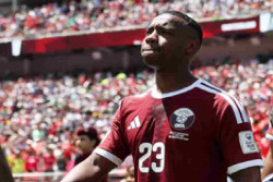 FIFA Skors Assim Madibo Lima Laga Usai Patahkan Kaki Ismael Kone