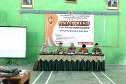 Bedah Buku Parenting Soroti  Bahaya Pola Asuh Abai