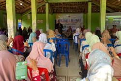 Warga Kedungpoh Didorong Mampu Mengubah Sampah Jadi Penghasilan