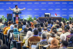 Prabowo Bangga Naik Mobil Maung, Simbol Kemandirian RI