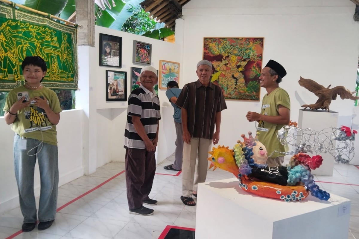 Pecah Sunyi Hadir di Kembaran, Seni Rupa Dekatkan Seniman dan Warga