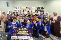 Mahasiswa UMBY Berbagi Ilmu dengan Anak PMI di Kuala Lumpur