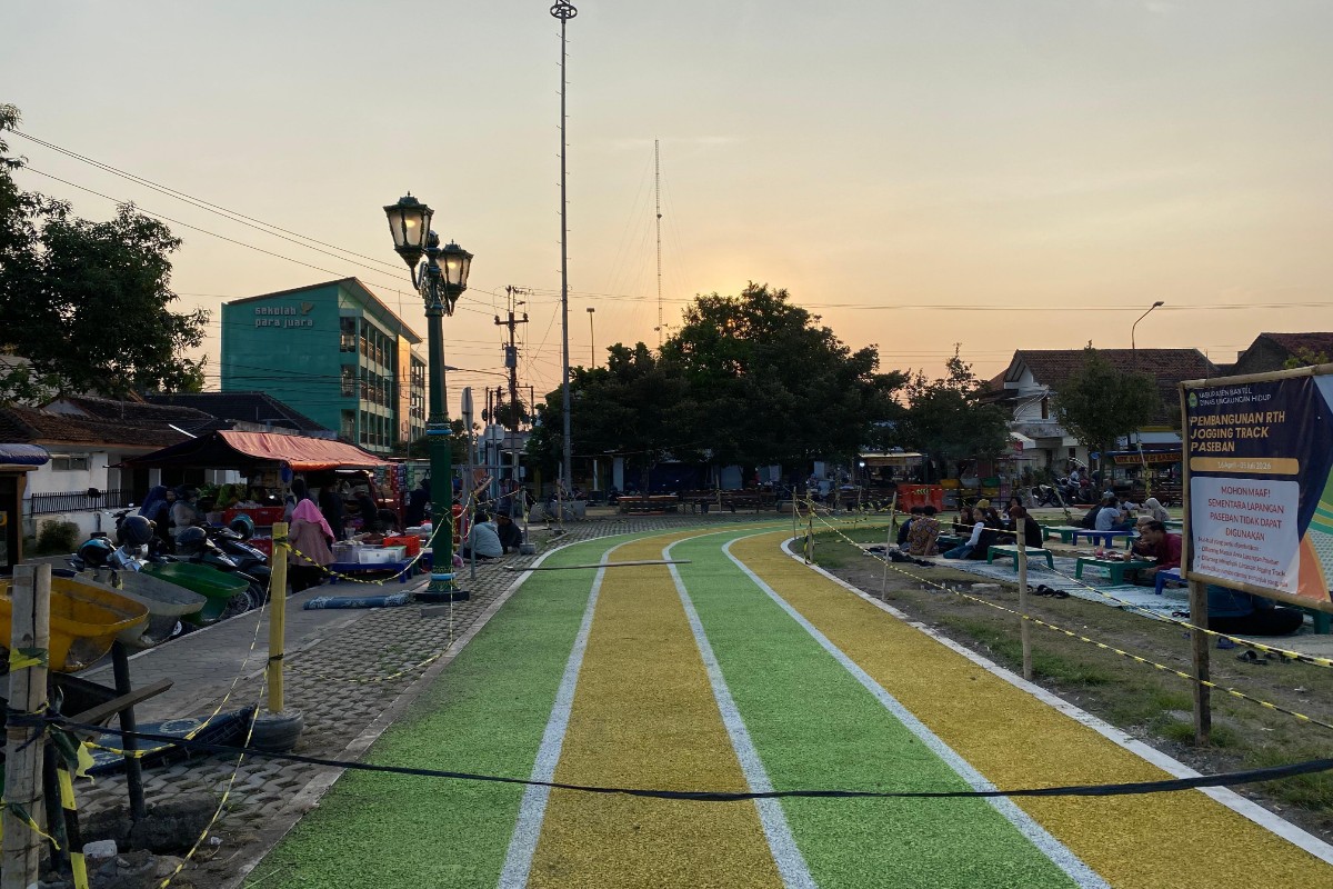 Jogging Track Lapangan Paseban Bantul Hampir Rampung