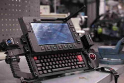 Saat Gen Z Pilih Cyberdeck, Komputer Rakitan yang Anti Seragam