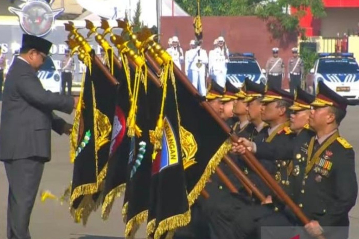 Hari Bhayangkara ke-80, Prabowo Beri Tanda Kehormatan ke Polri
