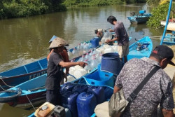 Kekeringan Meluas di Cilacap, 117.000 Liter Air Bersih Disalurkan