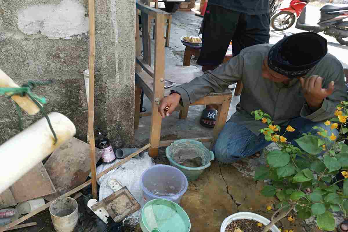 Air Sumur Berbusa Setelah Dapur MBG Beroperasi, Warga Mengadu