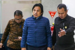 KPK Duga Eks Sekjen MPR Minta Fee 10 Persen Tiap Proyek