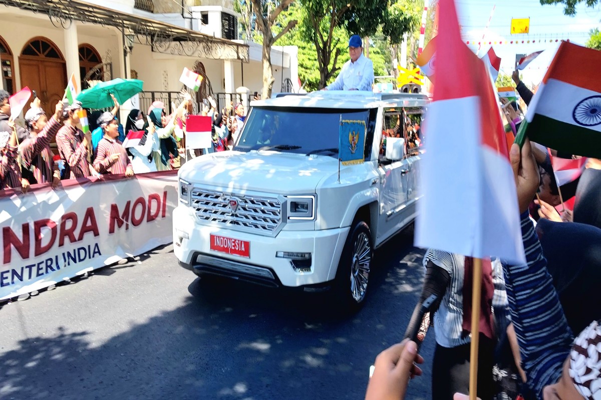 Prabowo dan Narendra Modi Disambut Antusias Pelajar dan Warga Sleman