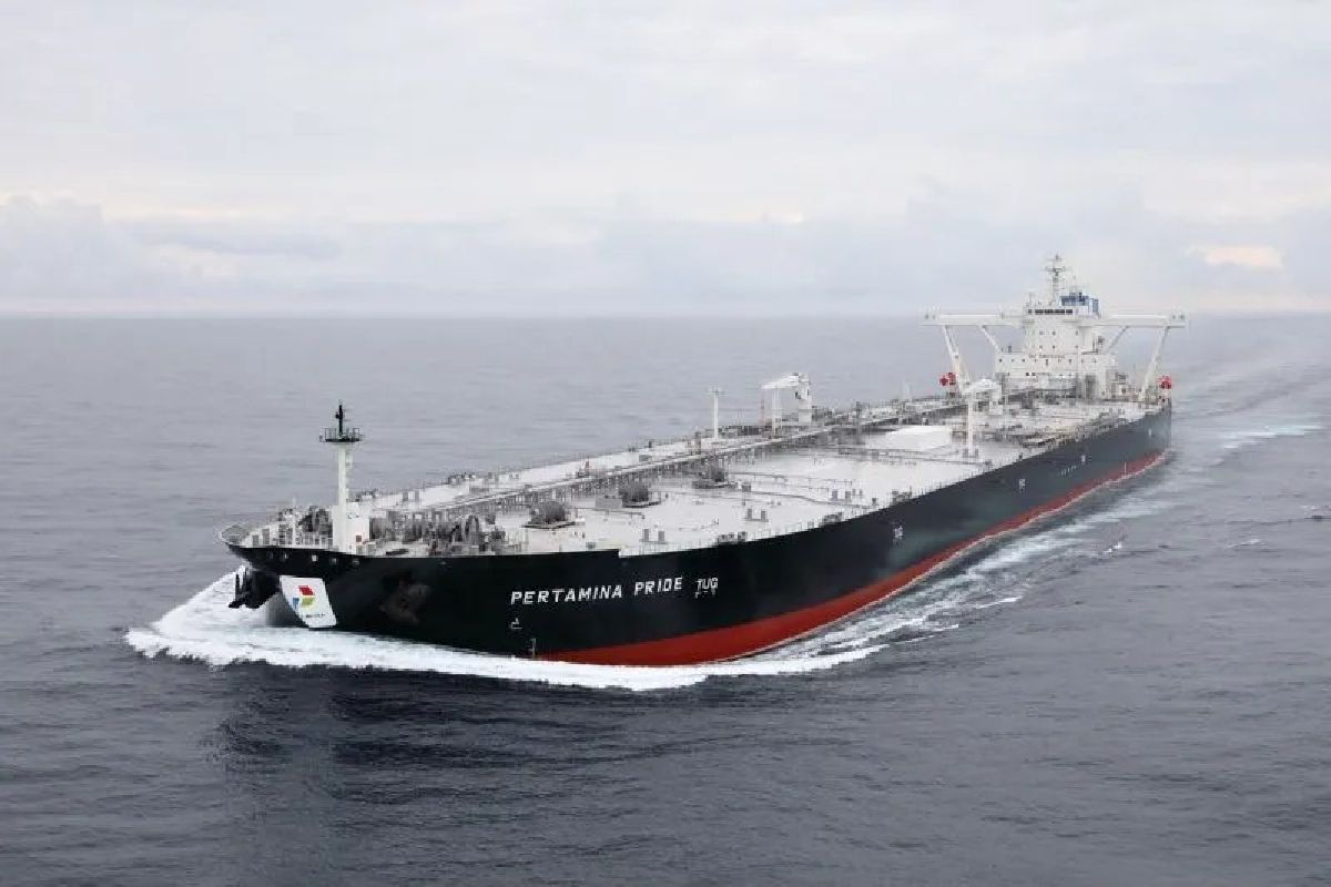 Kapal Raksasa Pertamina Lolos Selat Hormuz, Pasokan Energi RI Aman