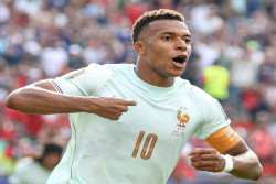 Les Bleus Tak Terbendung! Prancis Hajar Maroko 2-0, Lolos Semifinal