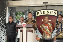 Jampidsus Febrie Tegas Bantah Keterlibatan di Kasus Kafe deClan