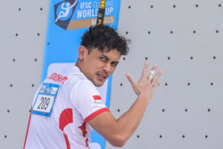 Indonesia Sapu Emas dan Perak Speed World Climbing Chamonix