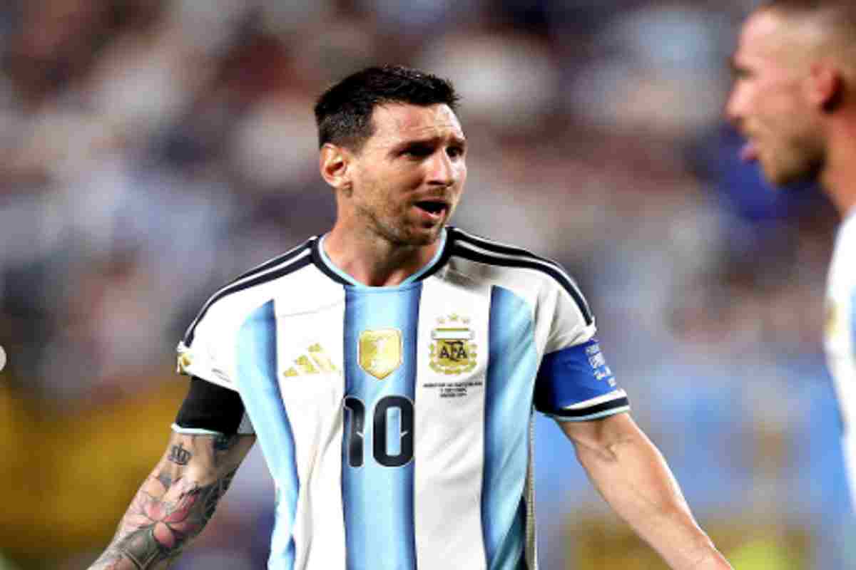 21 Tahun Tanpa Bertemu, Messi Akhirnya Hadapi Inggris di Piala Dunia