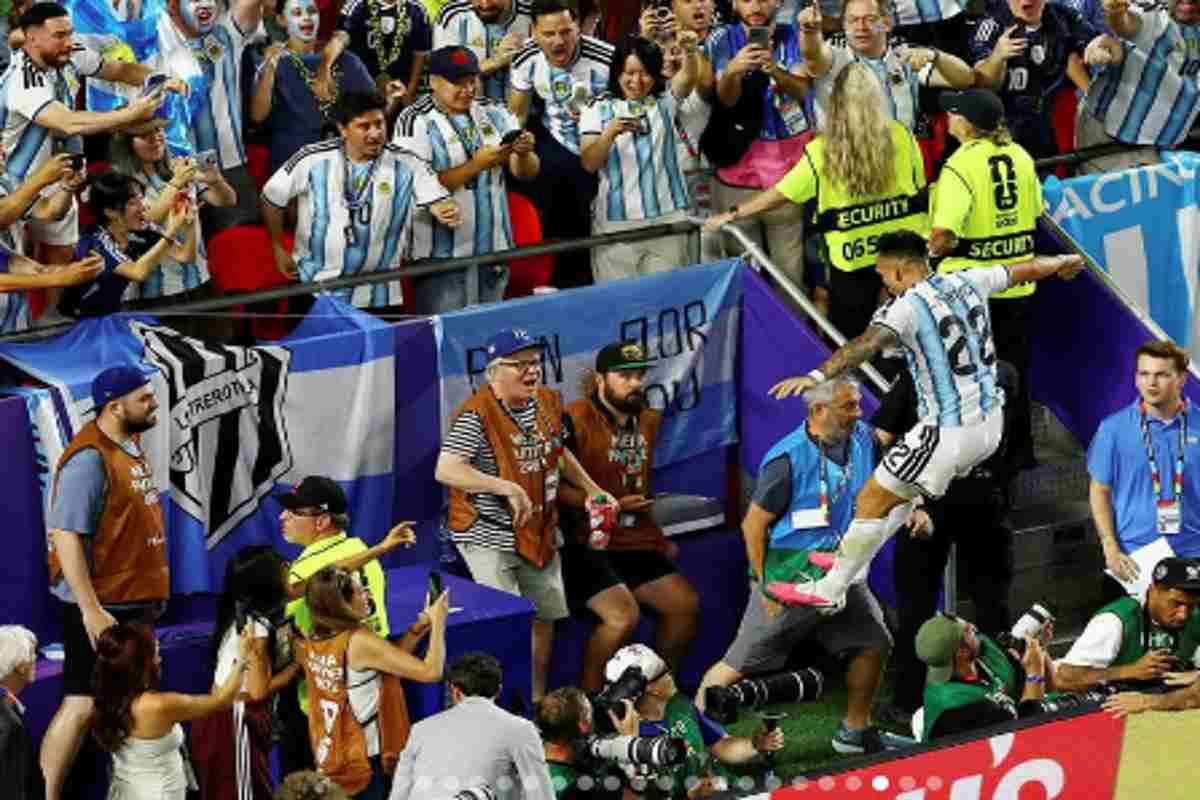Viral! Selebrasi Lautaro Bikin Kontroversi, Tapi Tak Kena Kartu Merah