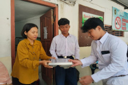 Banyak Siswa Tak Sarapan, MBG Jadi Andalan di SMP Gotong Royong
