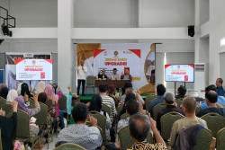 BEDAH BUKU: Saatnya Meng-upgrade Diri  dengan Membaca