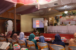 BEDAH BUKU: Membangun Keluarga Harus  Berlandaskan Pengetahuan