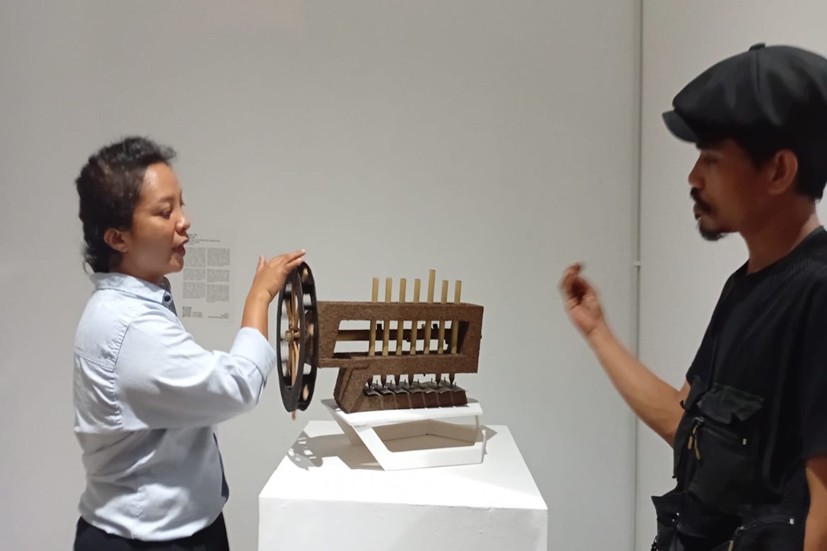 Pameran Dark Garden Terawang Iklim di Masa Depan
