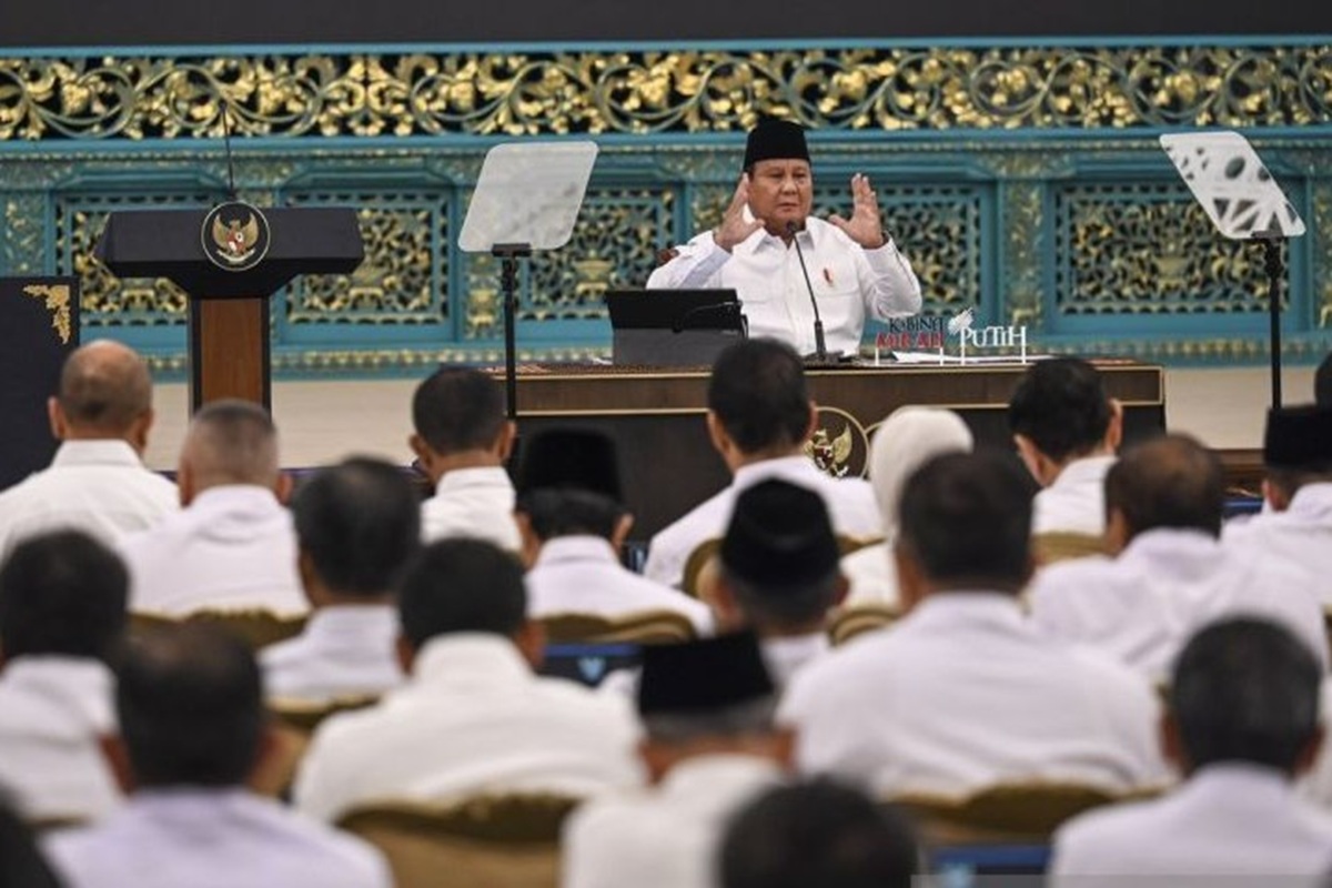 Prabowo Soroti Gaji Guru dan Kebocoran Ekonomi yang Rugikan Negara