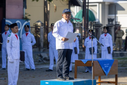 UGM Soroti Kenakalan Remaja, Arie Sujito Ajak Siswa Tolak Kekerasan