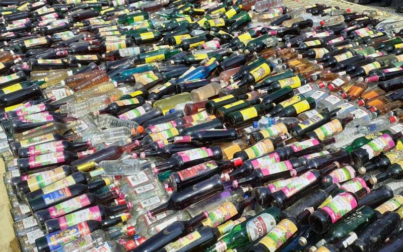 Satpol PP Bantul Bongkar Lokasi Produksi Miras Oplosan