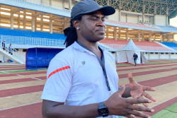 Dari Legenda Persipura ke Pelatih, Bio Paulin Bidik Timnas Indonesia