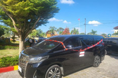 KPK Sita Alphard Milik Bupati Lombok Barat Nonaktif