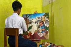 Dari Gambar Doraemon hingga Juara Nasional Seni Lukis
