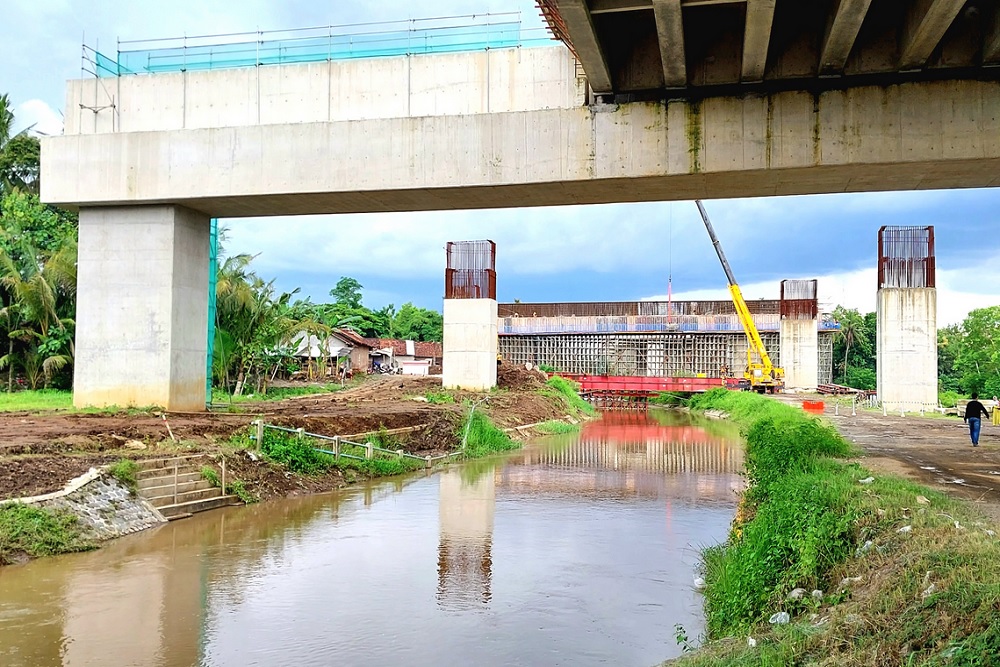 Tol Bawen-Jogja Bikin Distribusi Barang ke Pelabuhan Lebih Efisien