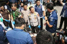 Polda Lampung Musnahkan Narkoba Rp264,9 Miliar dan Senpi Rakitan