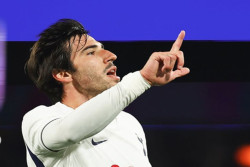 Tonali Cetak Gol Debut, Tottenham Taklukkan Chelsea 2-1 di Sydney
