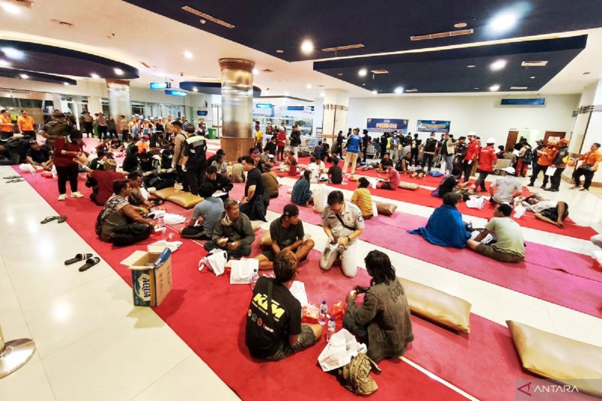 122 Korban KMP Mutiara Sentosa II Dievakuasi, Menhub Evaluasi Operator