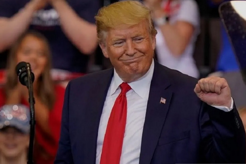 Donald Trump Bakal Tutup Konsulat AS di Medan, Ini Alasannya