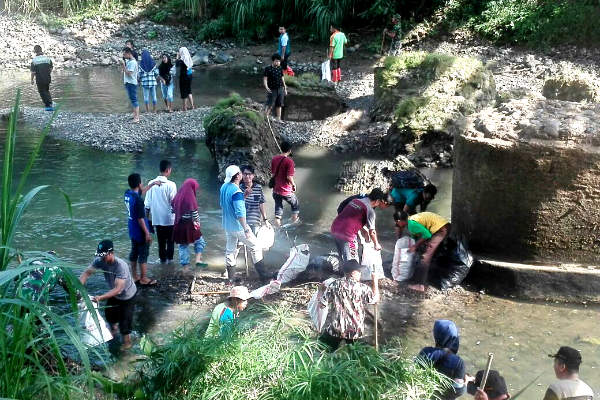Sedimentasi Parah, Sungai Serang Dikeruk Demi Irigasi dan Cegah Banjir