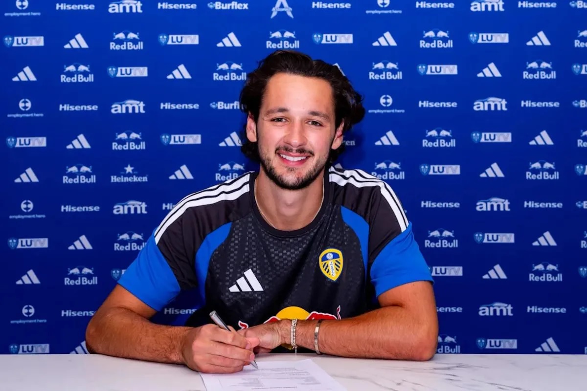 James Trafford Resmi ke Leeds United, Jadi Kiper Inggris Termahal