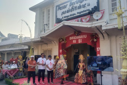 Hasto Siapkan Program Bule Mengajar untuk Hari Jadi Kota Jogja
