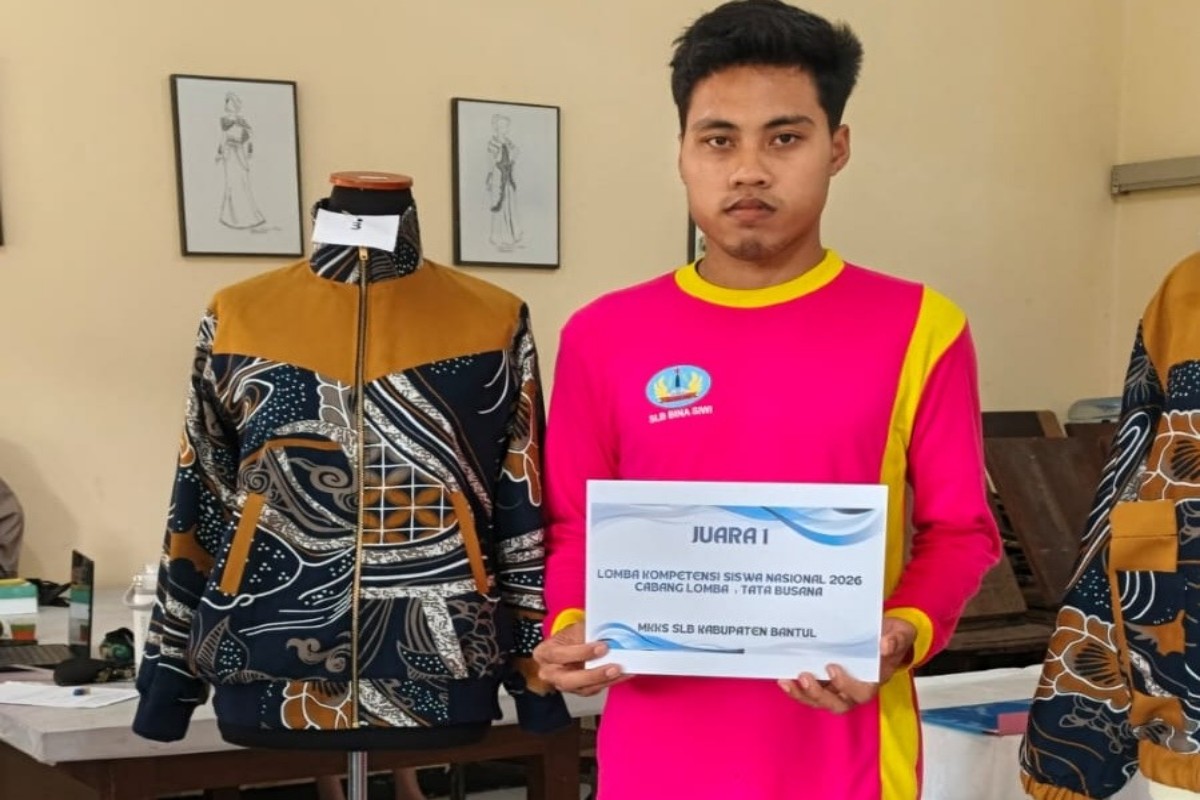 Siswa SLB Bina Siwi Bantul Juara LKSN 2026, Anas Unggul di Tata Busana