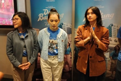 Angkat Dinamika Anak Kampus, Film Dan Bandung Tayang Perdana di Jogja