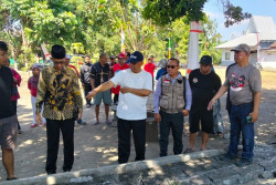 Pagar SDN Minomartani 2 Roboh Timpa Peserta Jalan Santai, 10 Luka