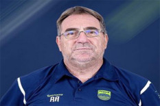 Kasus Lama Robert Alberts, Persib Kena Sanksi Registrasi FIFA