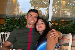 Setelah 10 Tahun Menunggu, Ronaldo Akhirnya Menikahi Georgina