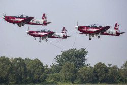 81 Pesawat dan Helikopter Akan Meriahkan Peringatan HUT ke-81 RI
