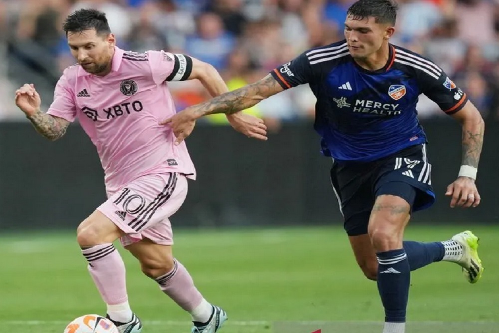 Ayah Messi Berpulang, Sang Mega Bintang Ragu Lanjutkan Karier
