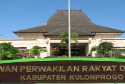 Pendapatan Kulonprogo Turun Tajam, DPRD Soroti Target PAD