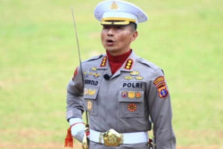 Profil Jerrold Kumontoy, Komandan Upacara Penurunan Bendera di Istana
