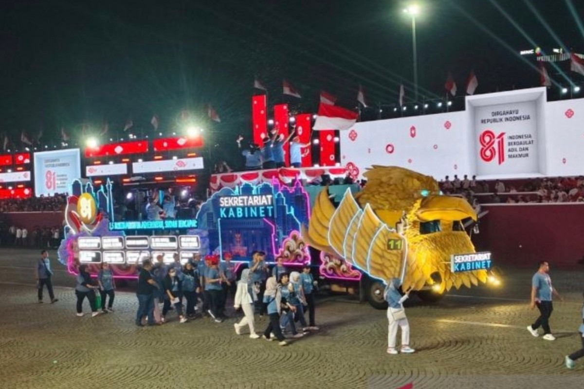 Prabowo dan Gibran Saksikan Karnaval Kemerdekaan di Monas