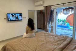 Villa Private Pool Dekat Malioboro, Tawarkan Liburan Keluarga di Jogja